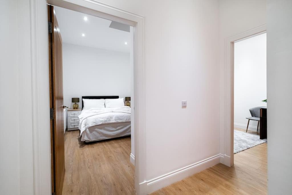 2 Bed 2 Bath Spacious Apartment In Central Aberdeen Buitenkant foto