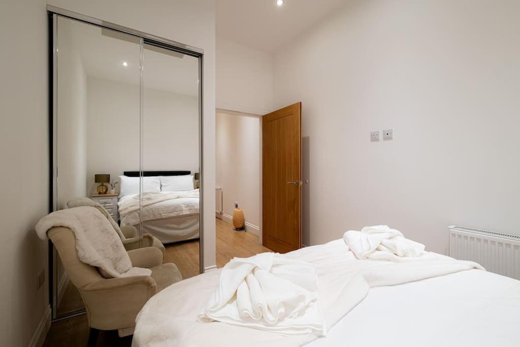 2 Bed 2 Bath Spacious Apartment In Central Aberdeen Buitenkant foto